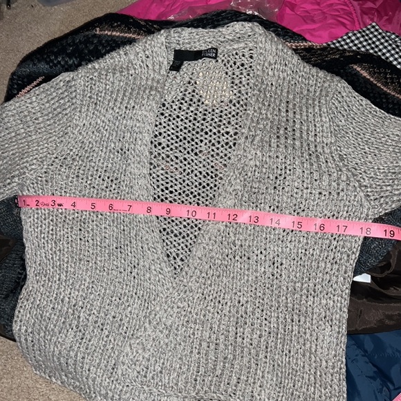 Eileen Fisher | Woven Viscose Blend Lightweight Cardigan Sweater in Light Gray - Picture 7 of 10